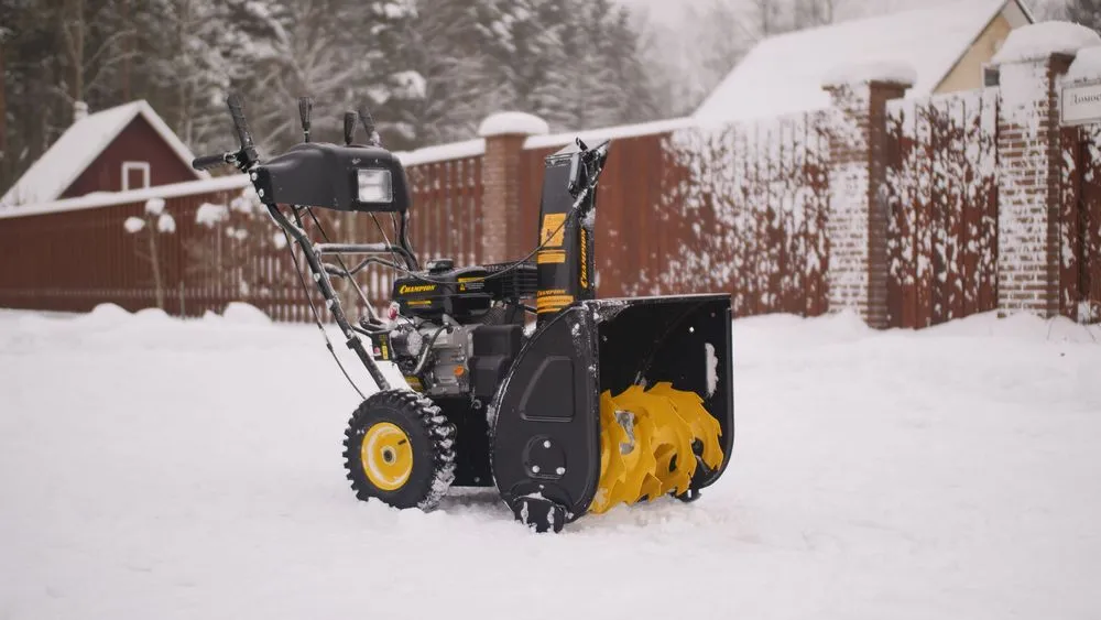 Снегоотбрасыватель Чемпион